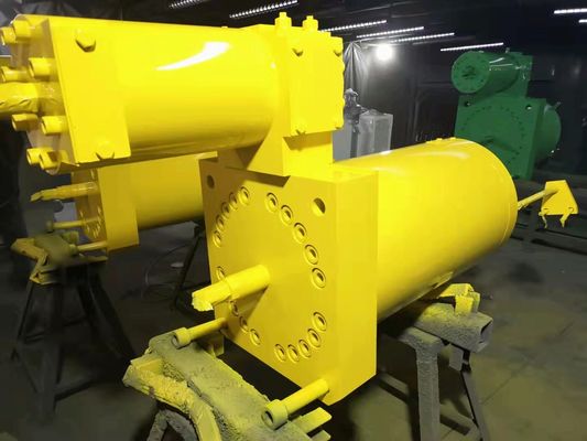 दबाव वाले स्टील मिल हाइड्रोलिक सिलेंडर के साथ बोर व्यास 550 मिमी ISO9001